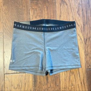 Women’s Under Armour compression shorts